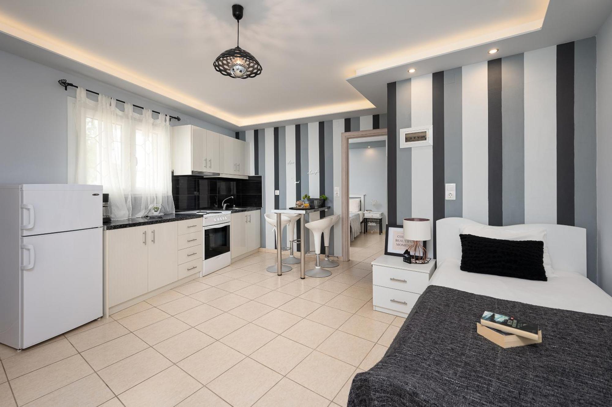 Milos Apartment カラマキ エクステリア 写真